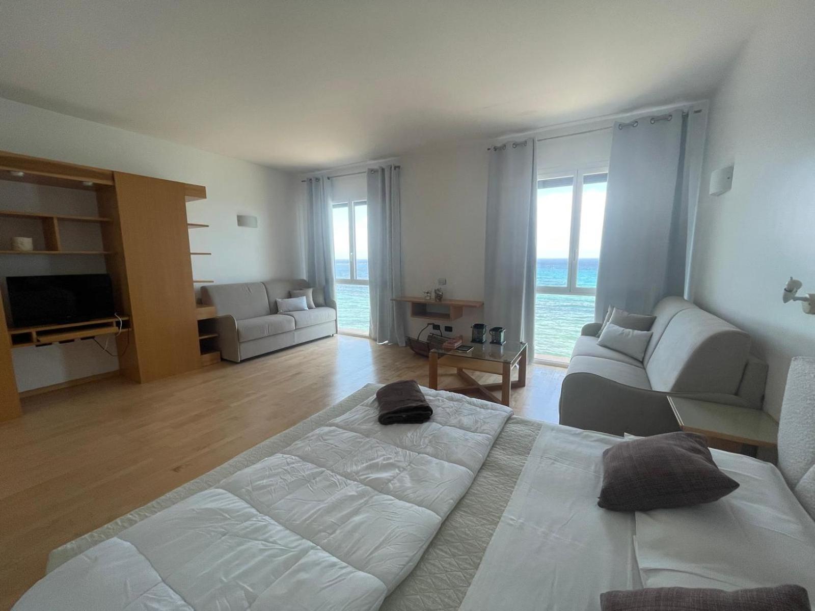 Garibaldi Sea Suites Трапани Екстериор снимка